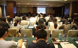 蘇州和氏設(shè)計(jì)舉行項(xiàng)目總監(jiān)及策展總監(jiān)2018第一期培訓(xùn)會(huì)